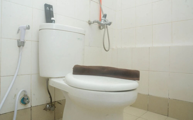Cozy And Nice 1Br Bassura City Apartment