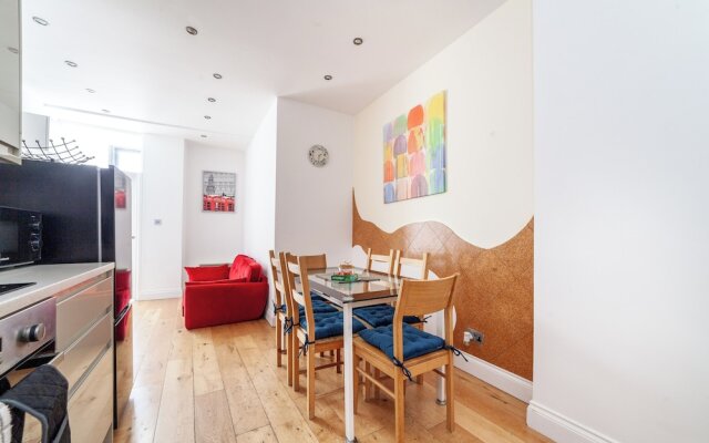 Spacious Retreat 2bed in Camden Town