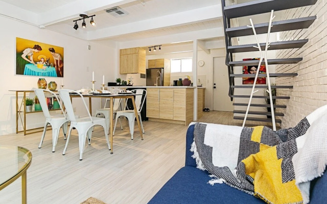 Medcenter Townhomes by Dunyha