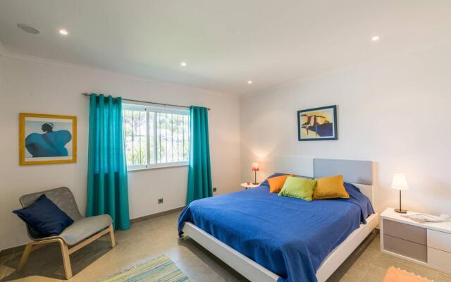 A010 Moderno Apartment (881B VDL) (Oceano)