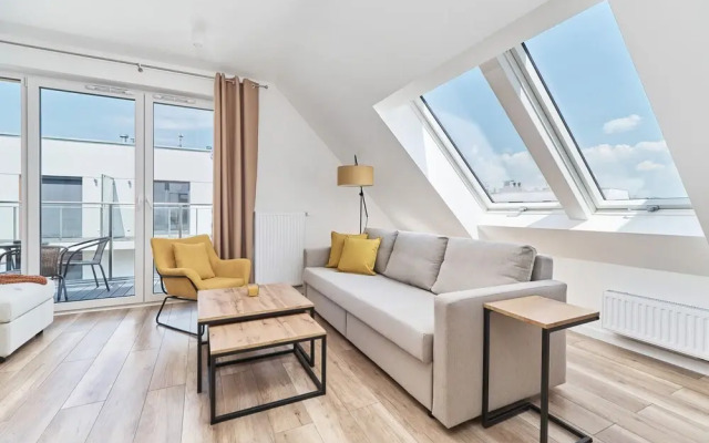Exclusive Two-level Apartment by Renters