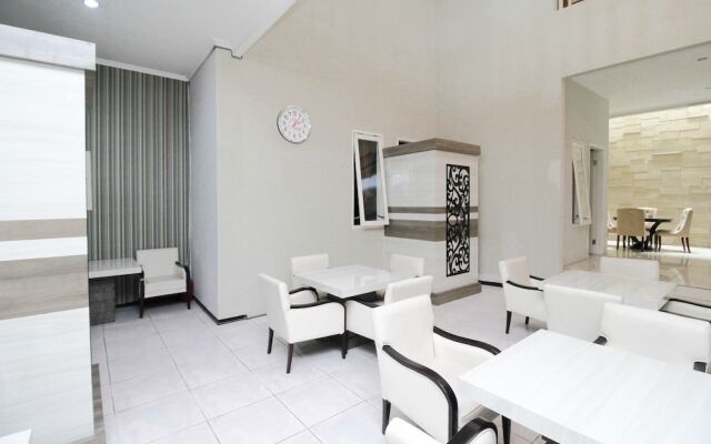 Airy Sukolilo Nginden Intan Timur Enam F1 3 Surabaya