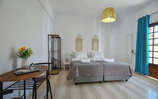 Studio Eva Studios & Apartments-5