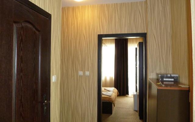 Tarnovski Dom Guest Rooms