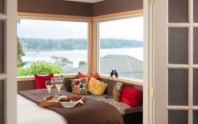 Three Tree Point Bed & Breakfast