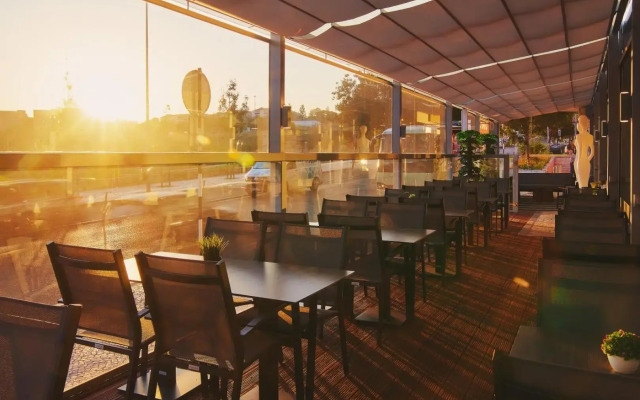 Mercure Lisboa Almada