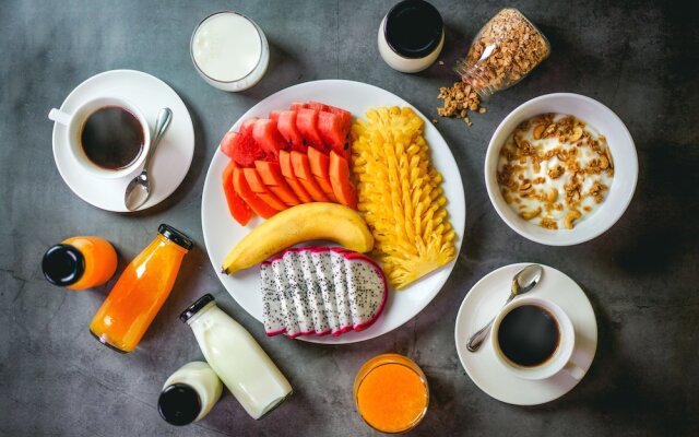 Kamala Hills 3 Bedroom Condo