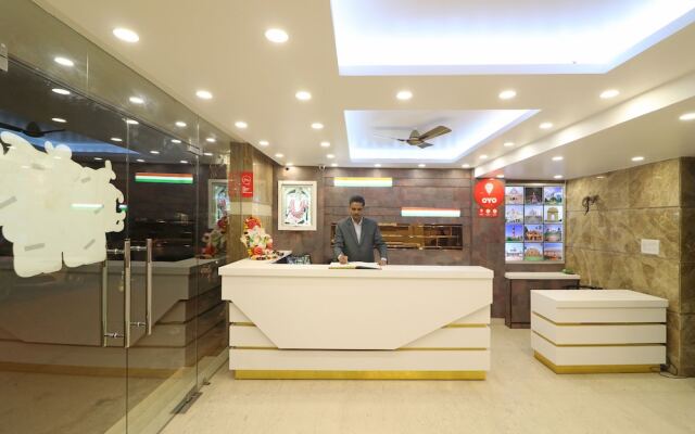 OYO 11594 Hotel TVS