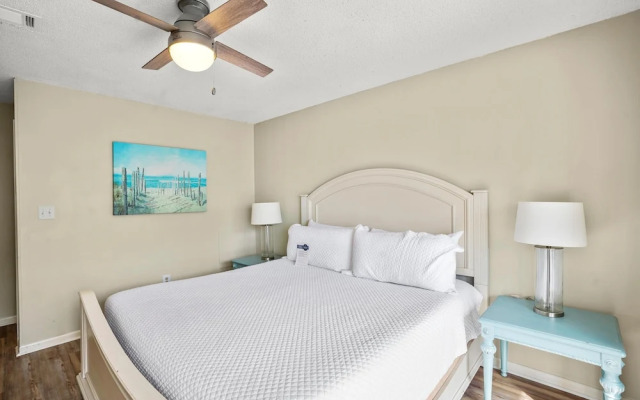 Seaside Beach & Racquet 2303