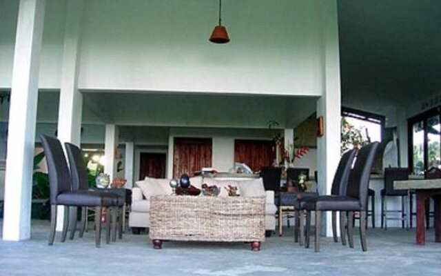 El Hotelito at The Rainforest Experience Farm