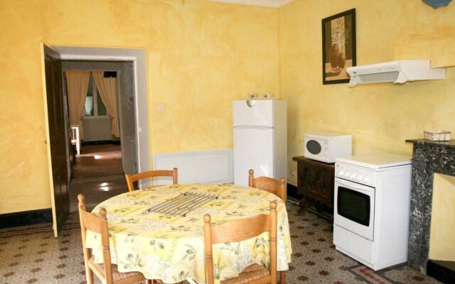 Apartment With 2 Bedrooms in Grospierres, With Wonderful Mountain View