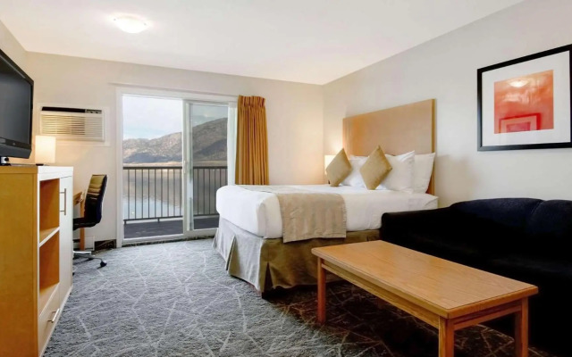 Coast Osoyoos Beach Hotel