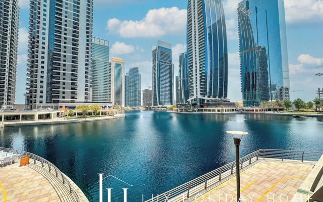 LUX The Ultimate Lake View Residence