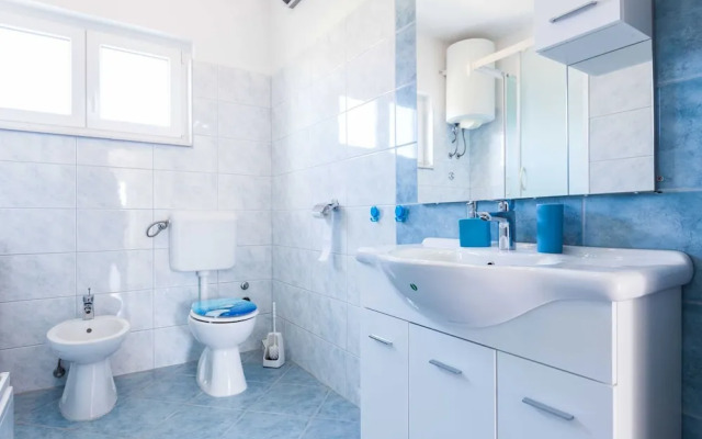 Spacious Zadar Apartments Near Beach