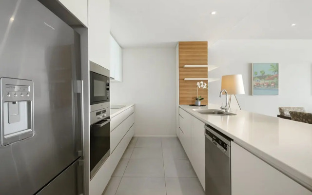 Unit 80 3 B/R Lux Ocean View