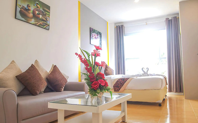 The Sunflower Holiday Hostel