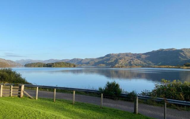 Loch Morar Private Suite