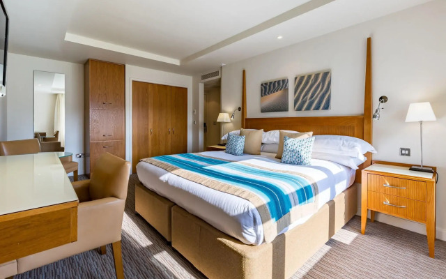 L'Horizon Beach Hotel & Spa