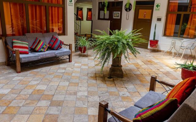 Capac Inka Wasi Plaza