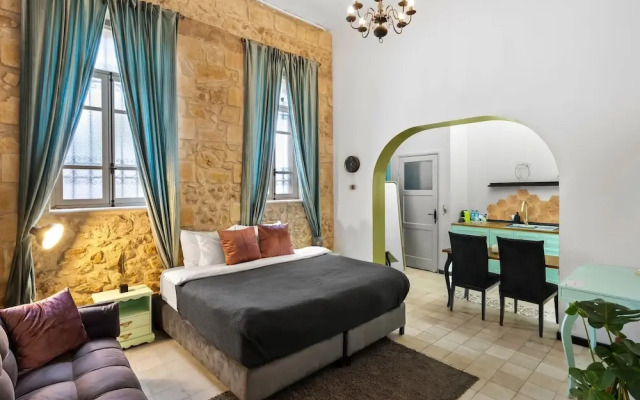 Helios Boutique Suites by La Finca Hotel
