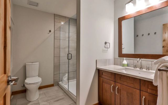 White Spruce Lodge by Spring Creek Vacations