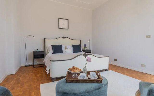 Villa Chiara Moltrasio With Private Garden by Rent all Como