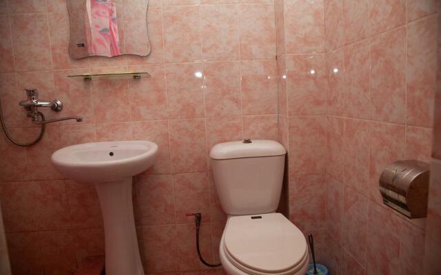 Lotos Hotel