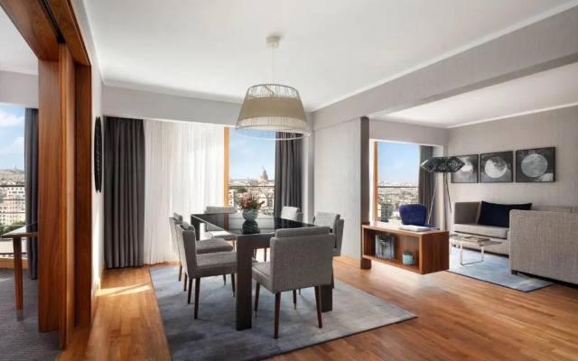 Paris Marriott Rive Gauche Hotel & Conference Center