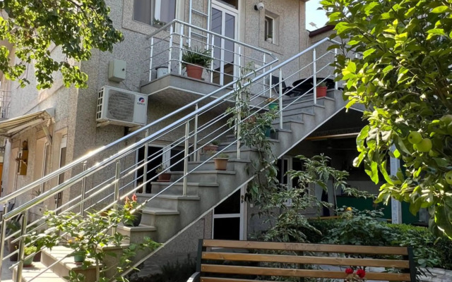 Yerevan Modern Holiday Apartment