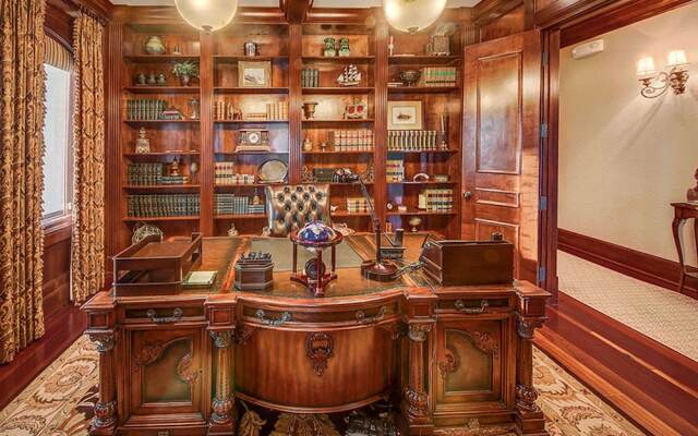 Palazzo del Mar by Five Star Properties