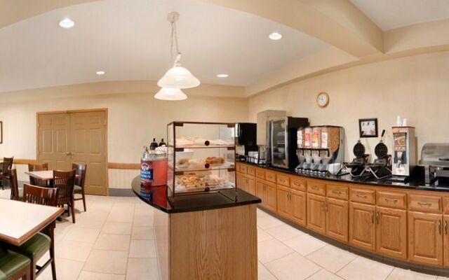 Country Inn & Suites by Radisson, Mankato Hotel and Conference Center, MN