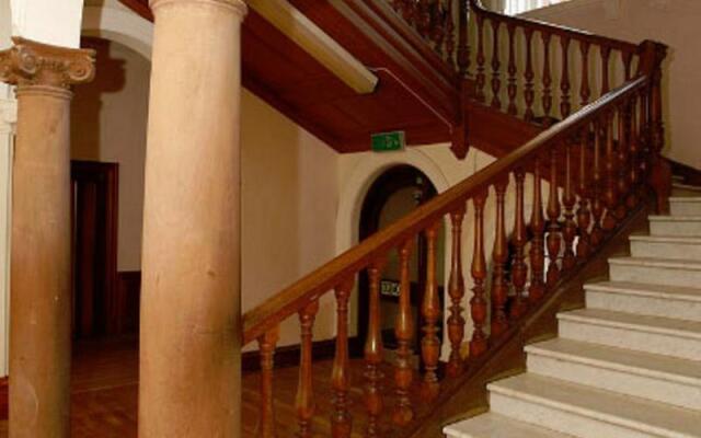 Glencoe House