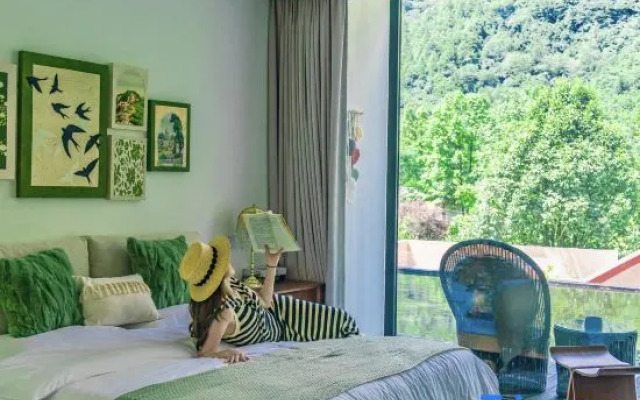 SeeMountain Hostel