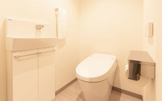 Karaksa Hotel Colors Tokyo Yaesu