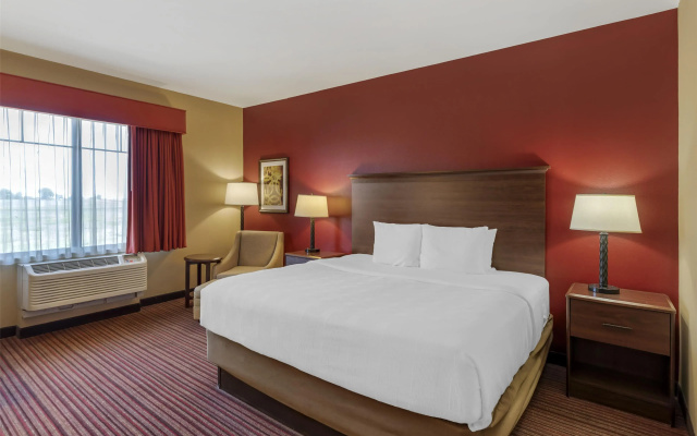 Best Western Plus Hudson Hotel & Suites