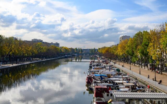 Holiday Inn Express Paris-Canal de la Villette, an IHG Hotel