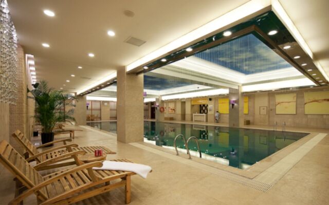 Yancheng Shuicheng Hotel