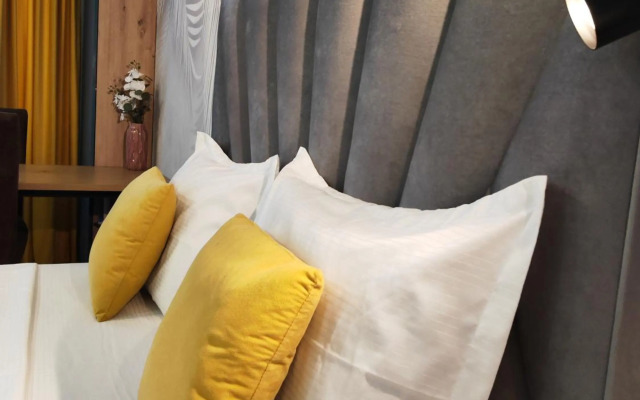 Sunset Bucharest Rebreanu