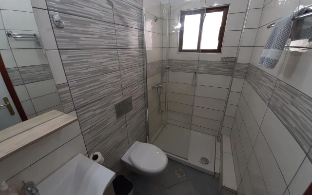 Cheerful apartment in Mpenitses with balcony