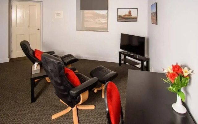 Daydream Motel and Apartments