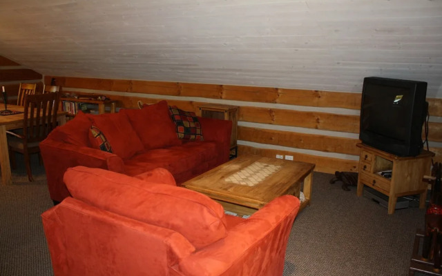 Riverside Meadows Cabins