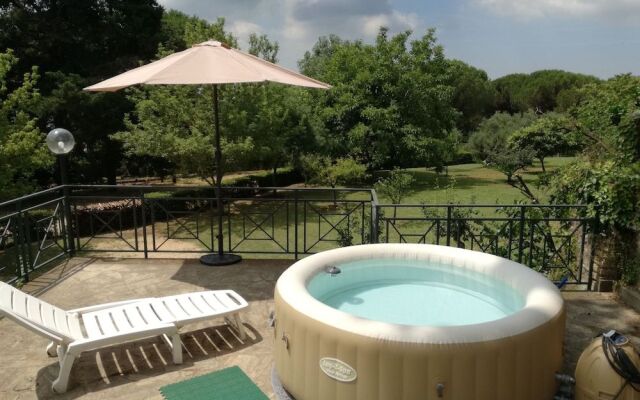 Vigna dell'Agrifoglio Home Residence di Eugenio Azzolini