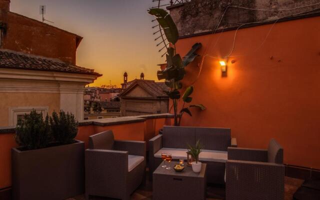 Tritone Top House