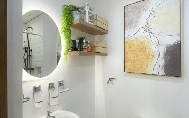 Spring Residences 1 Bedroom Deluxe Near Airport