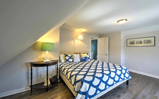 Charming Wildwood Hideaway w/ Private Pool & Deck!