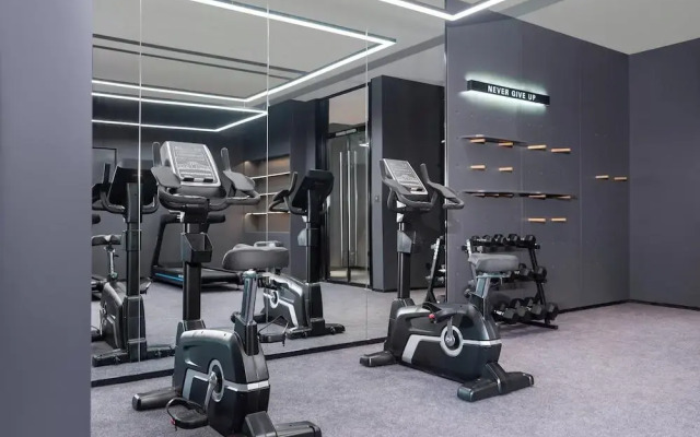 Holiday Inn Express Zhengzhou Garden Road by IHG