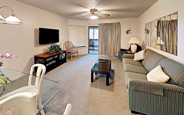 Laurel Court #205