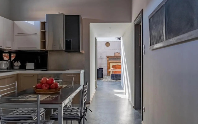Sinanis city home