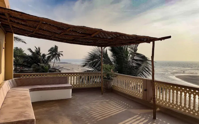 Dolce Far Niente 4BHK Villa Ashwem Beach