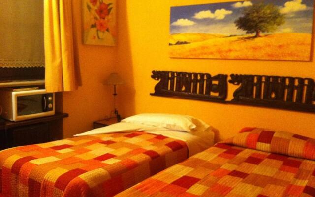 Bed  Breakfast Gira Sole